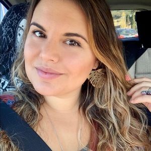 Meet your Posher, Malina